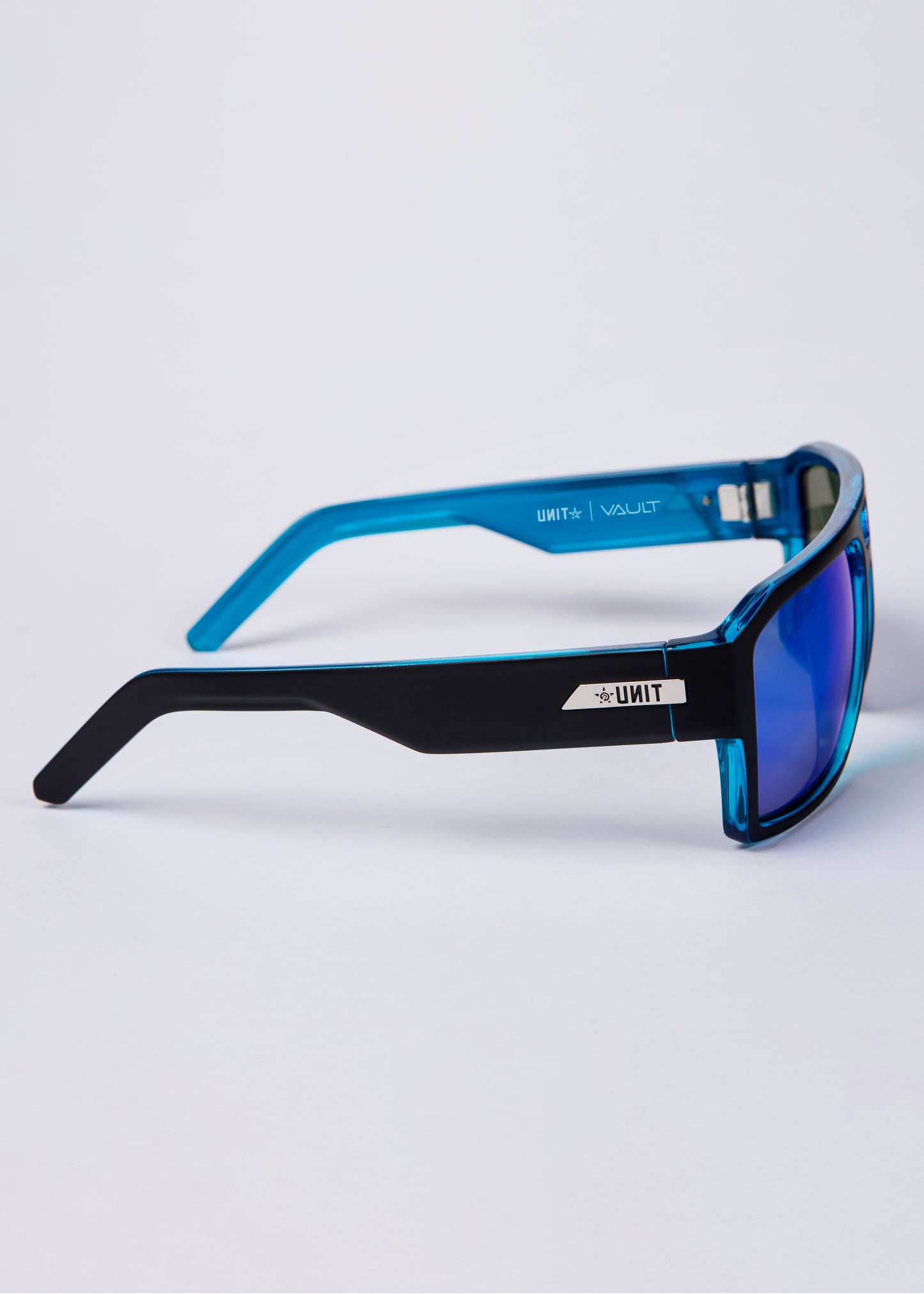 Unit Eyewear - Polarised - Vault