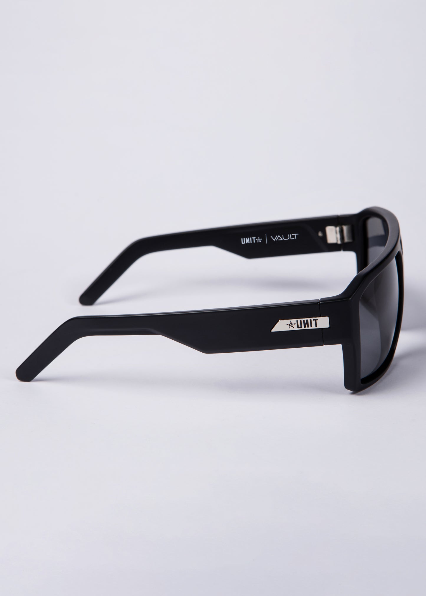 Unit Eyewear - Polarised - Vault