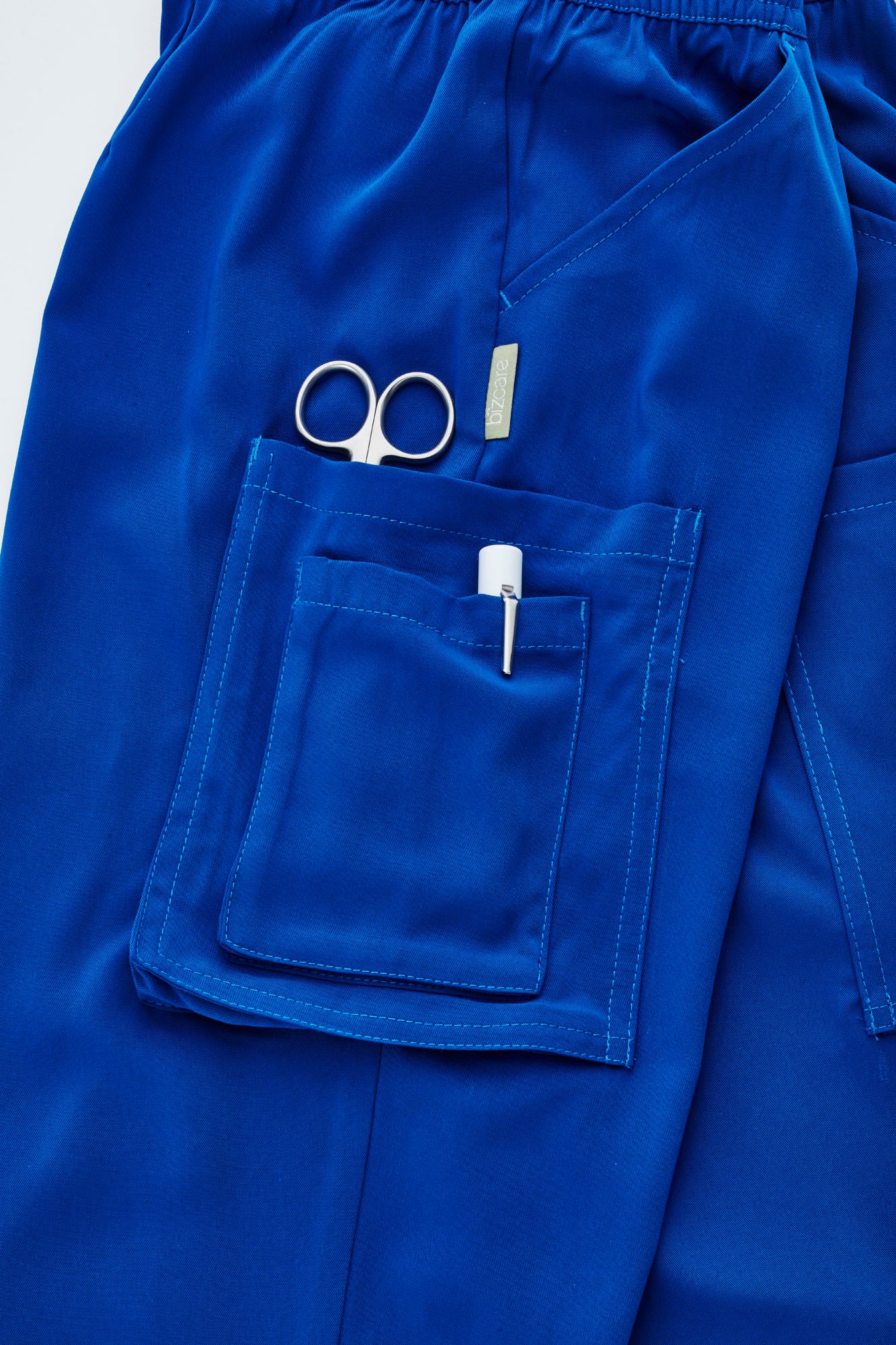Womens Multi-Pocket Slim Leg Pant