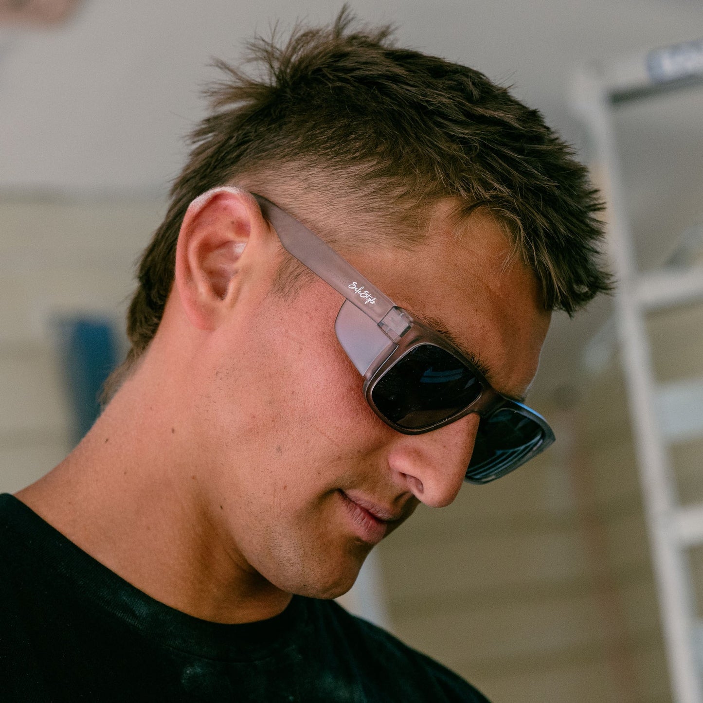 Fusions XL Matte Graphite Frame Grey Polarised Lens